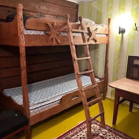 Privaatne Talu Otse Mere Aeaeres Holiday home Tahkuranna