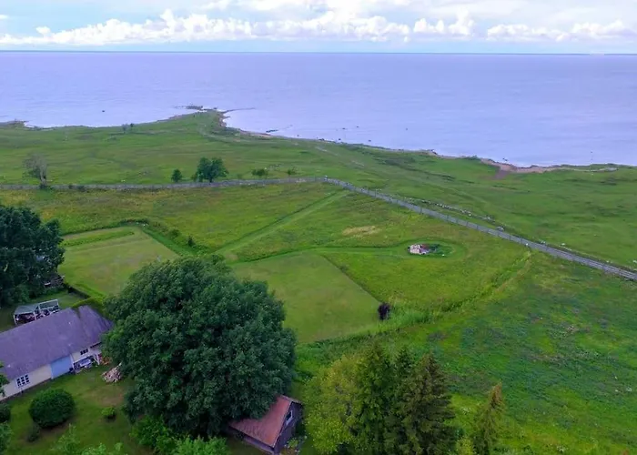 Privaatne Talu Otse Mere Aeaeres Σπίτι διακοπών Tahkuranna